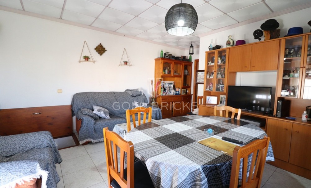 Återförsäljning ·  · Benijofar