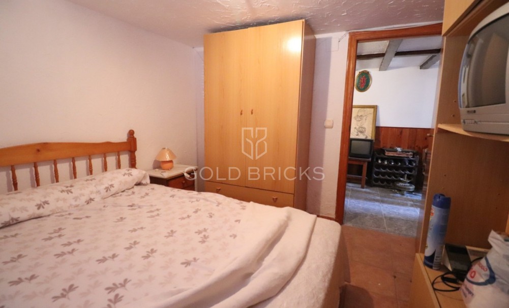 Återförsäljning ·  · Benijofar