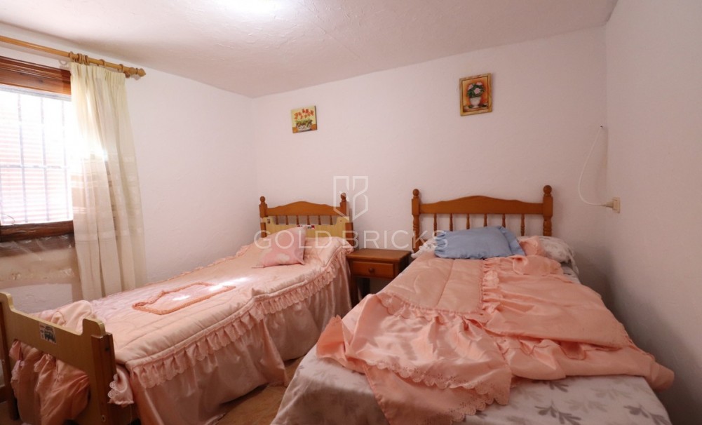 Återförsäljning ·  · Benijofar