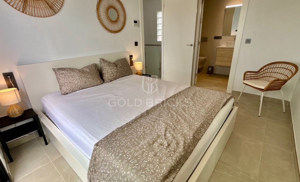 Återförsäljning ·  · Benijofar