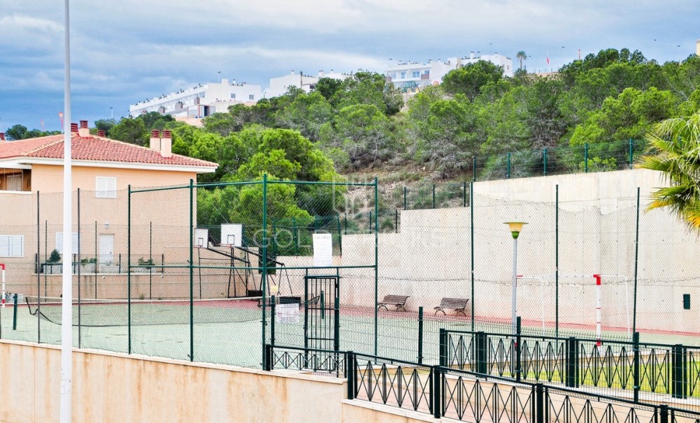 Wederverkoop ·  · Santa Pola · GRAN ALACANT