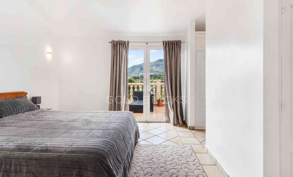 Återförsäljning ·  · Murla