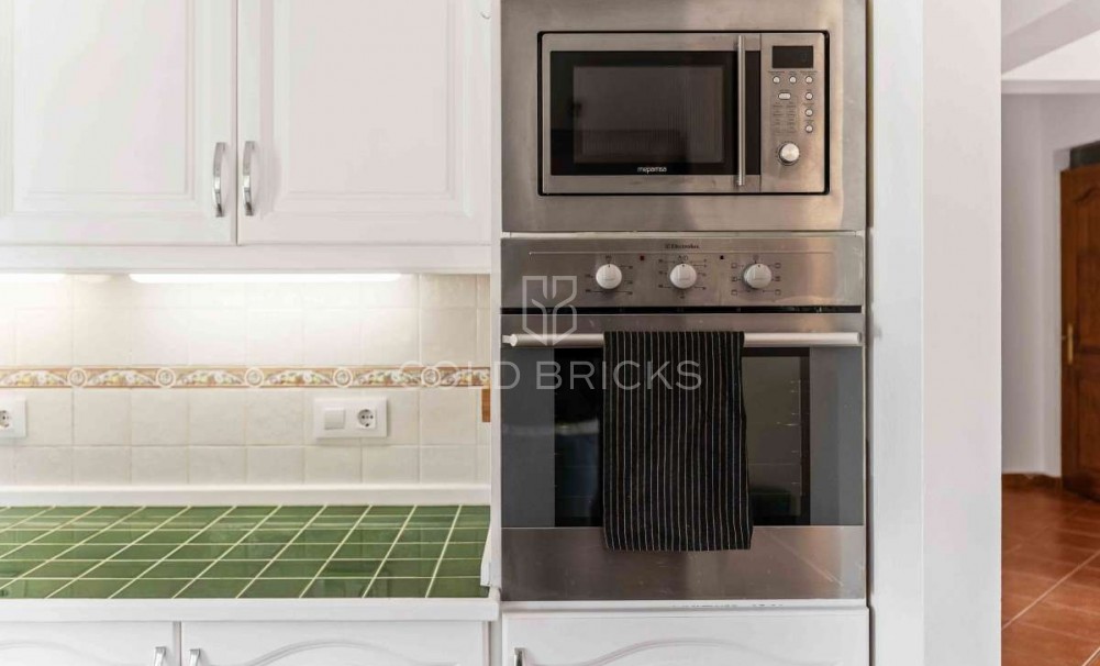 Återförsäljning ·  · Murla