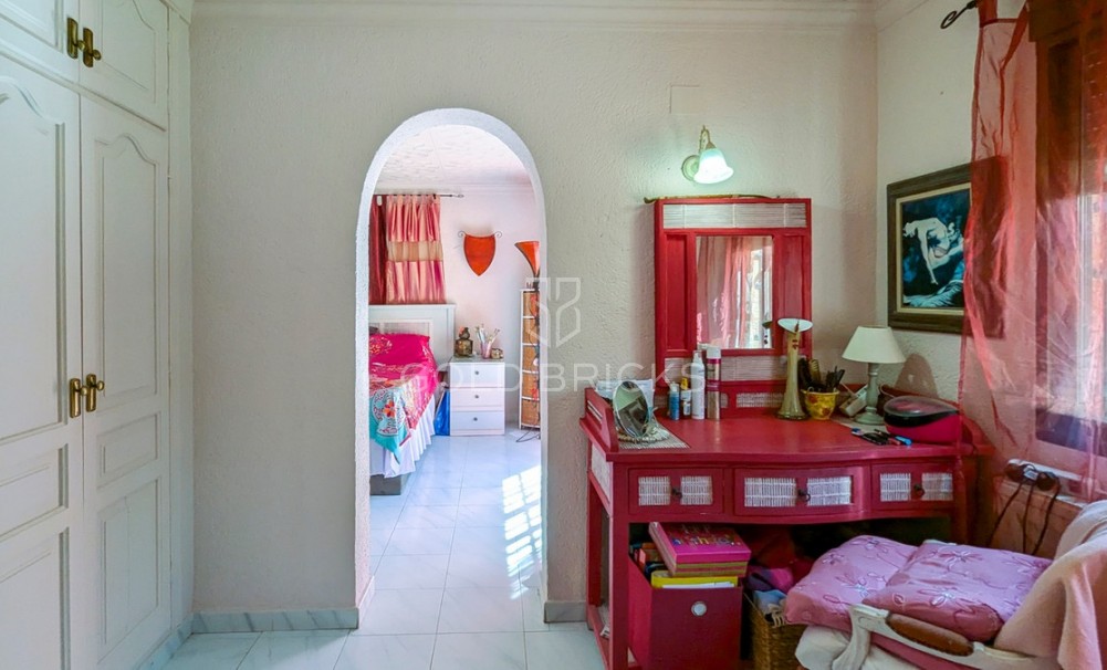 Wederverkoop ·  · Orba · Orba Centro