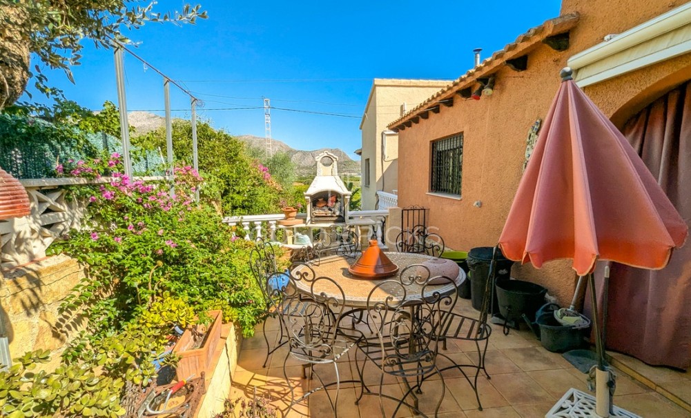 Wederverkoop ·  · Orba · Orba Centro