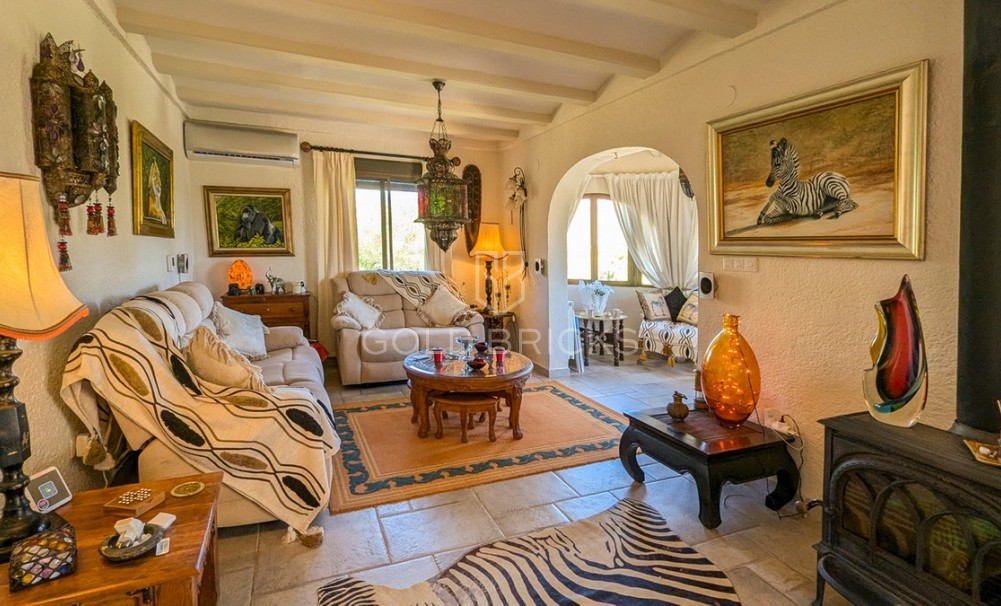 Wederverkoop ·  · Orba · Orba Centro