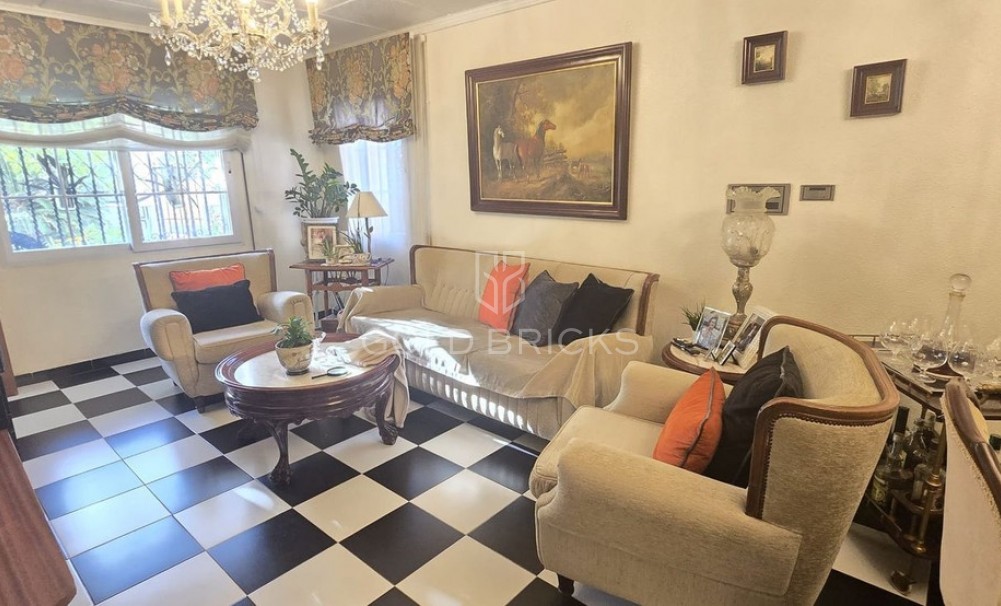 Wederverkoop ·  · Cartagena · El Algar