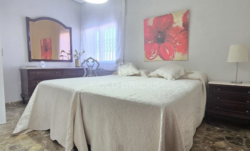 Wederverkoop ·  · Cartagena · El Algar