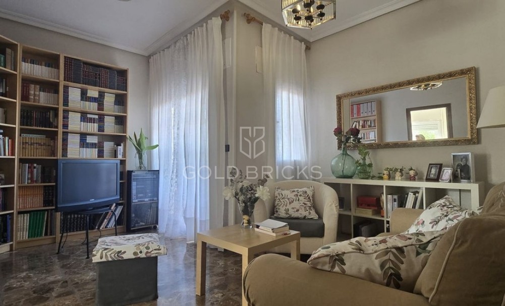 Wederverkoop ·  · Cartagena · El Algar