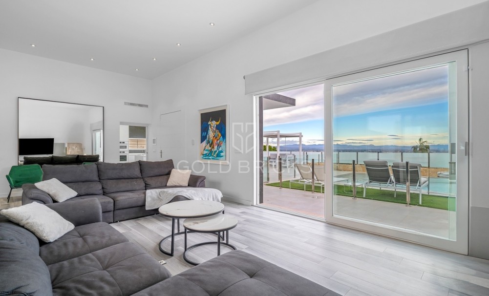 Wederverkoop · Villa · Algorfa