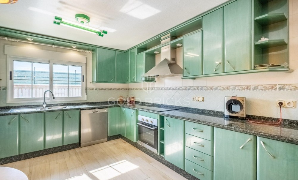 Wederverkoop ·  · Torrevieja · El chaparral