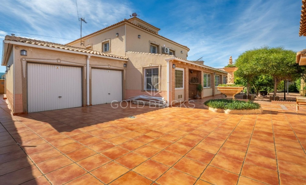 Wederverkoop ·  · Torrevieja · El chaparral