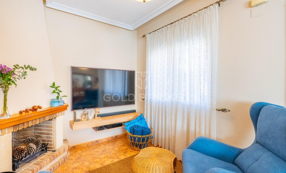 Wederverkoop ·  · Orihuela · La Regia