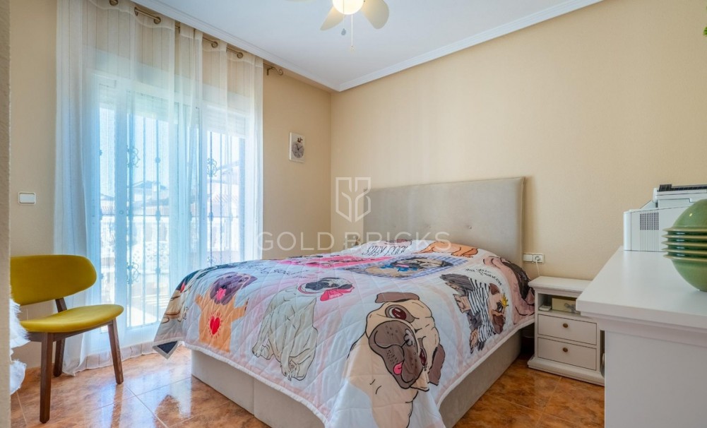 Wederverkoop ·  · Orihuela · La Regia