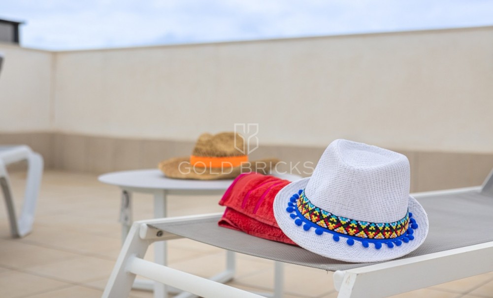 Resale ·  · Cartagena · Mar de Cristal