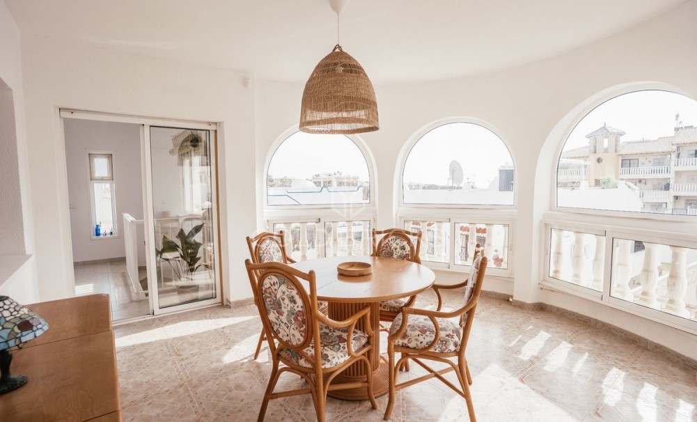 Återförsäljning ·  · Orihuela · Villamartin