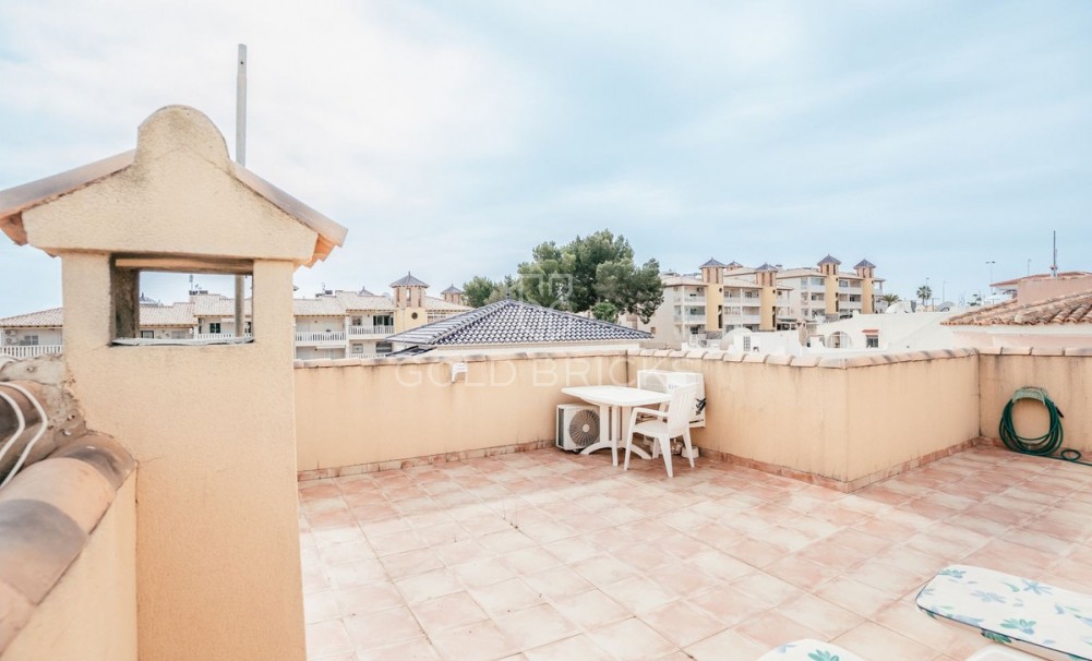 Återförsäljning ·  · Orihuela · Villamartin