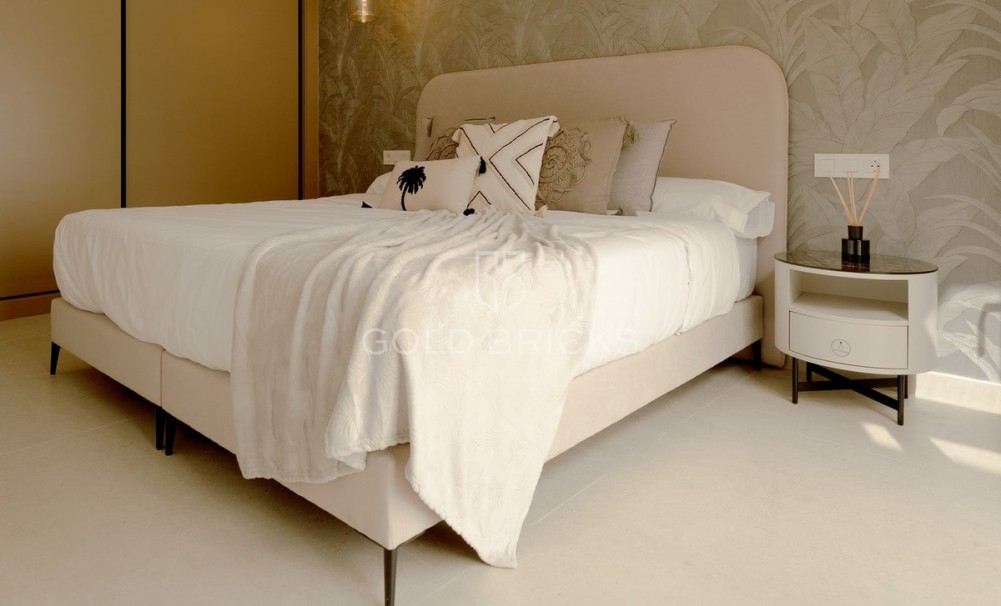 Wederverkoop ·  · Almoradí · Heredades