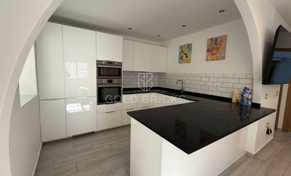 Wederverkoop ·  · Orihuela · Villamartin