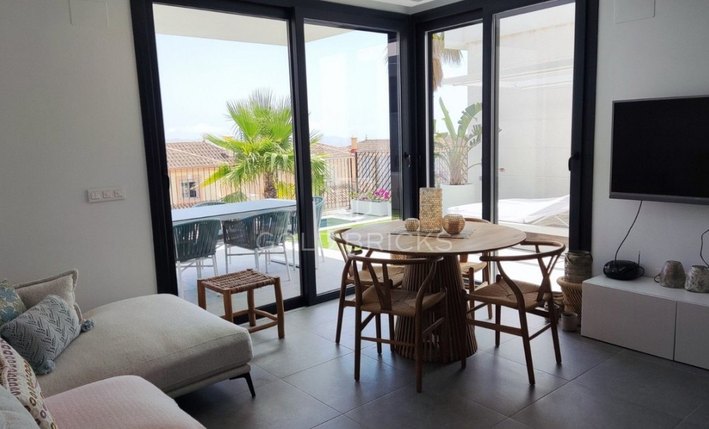 Wederverkoop ·  · Polop · Polop Centro