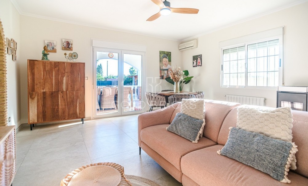 Wederverkoop ·  · Catral · Catral Centro