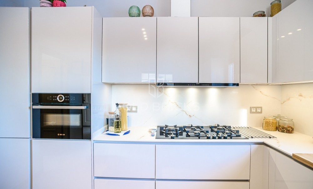 Wederverkoop ·  · Catral · Catral Centro