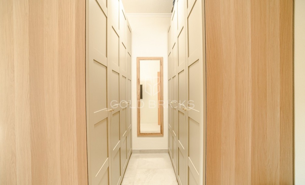 Wederverkoop ·  · Catral · Catral Centro