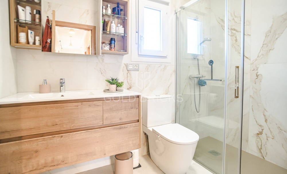 Wederverkoop ·  · Catral · Catral Centro