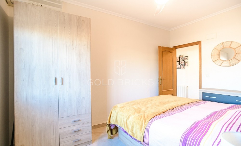 Wederverkoop ·  · Catral · Catral Centro