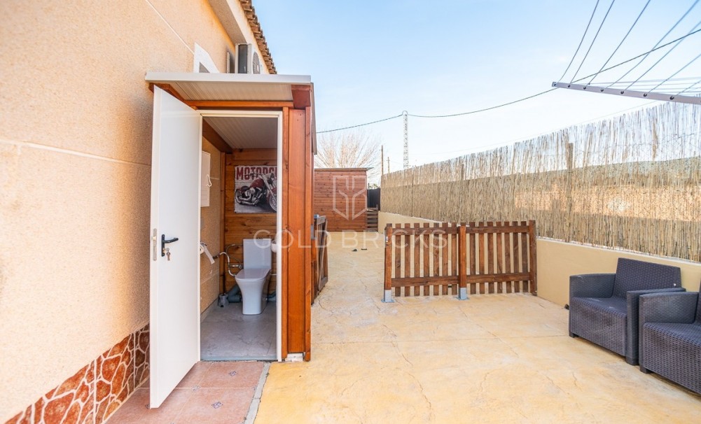 Wederverkoop ·  · Catral · Catral Centro