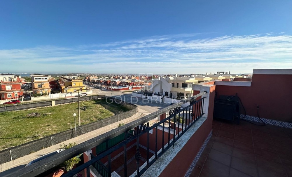 Wederverkoop ·  · Los Montesinos · Los Montesinos Centro