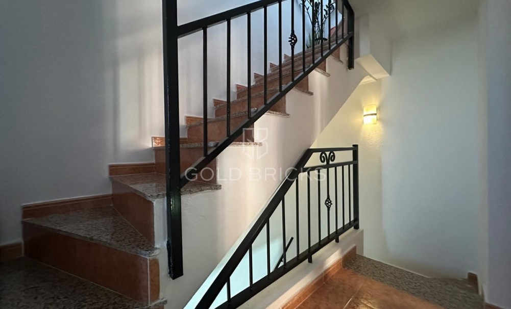 Wederverkoop ·  · Los Montesinos · Los Montesinos Centro