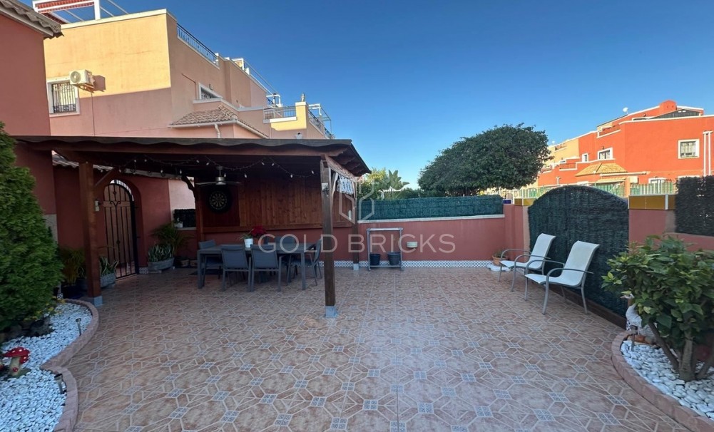 Wederverkoop ·  · Los Montesinos · Los Montesinos Centro