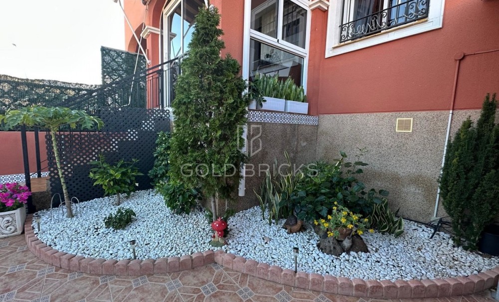 Wederverkoop ·  · Los Montesinos · Los Montesinos Centro