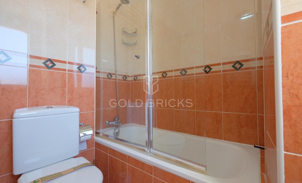 Wederverkoop ·  · Calpe · Calpe Centro