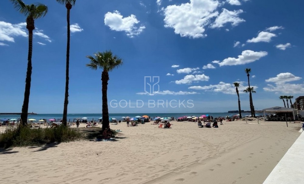 Wederverkoop ·  · Torrevieja · Torrevieja Centro