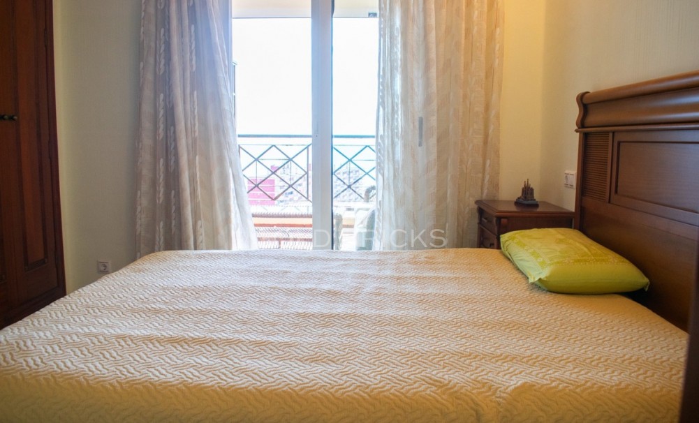 Wederverkoop ·  · Torrevieja · Playa de los Locos