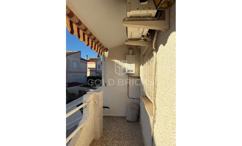 Wederverkoop ·  · Orihuela · Los Balcones