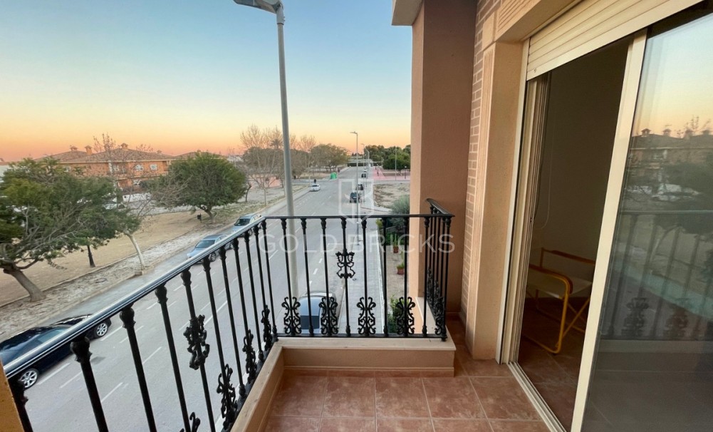 Wederverkoop ·  · Almoradí · Almoradi Centro