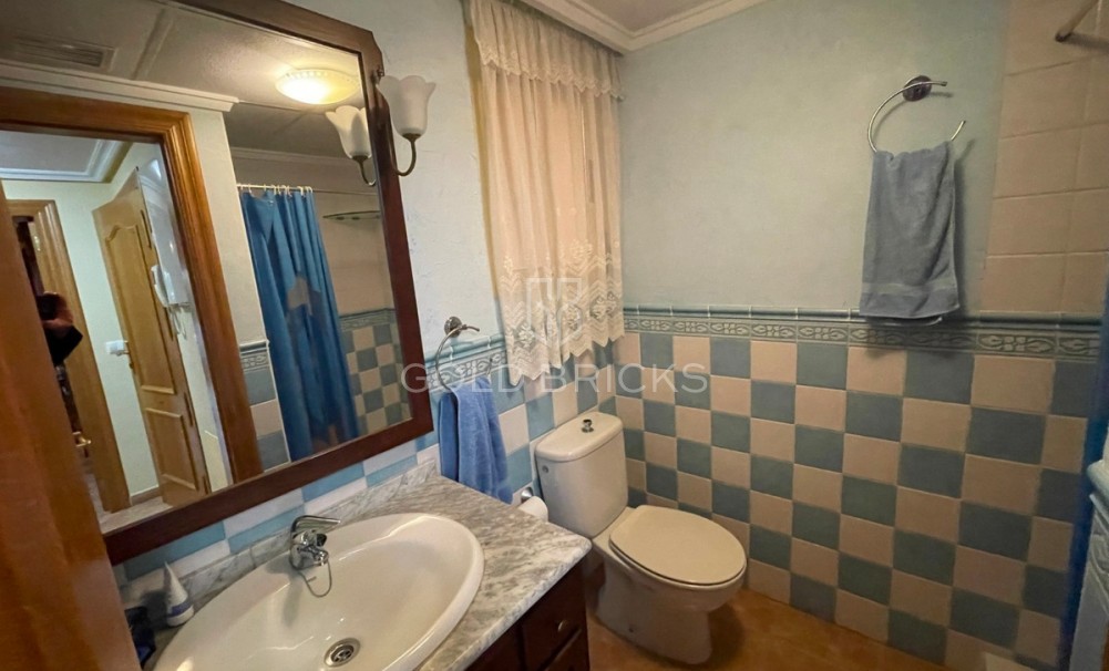 Wederverkoop ·  · Almoradí · Almoradi Centro