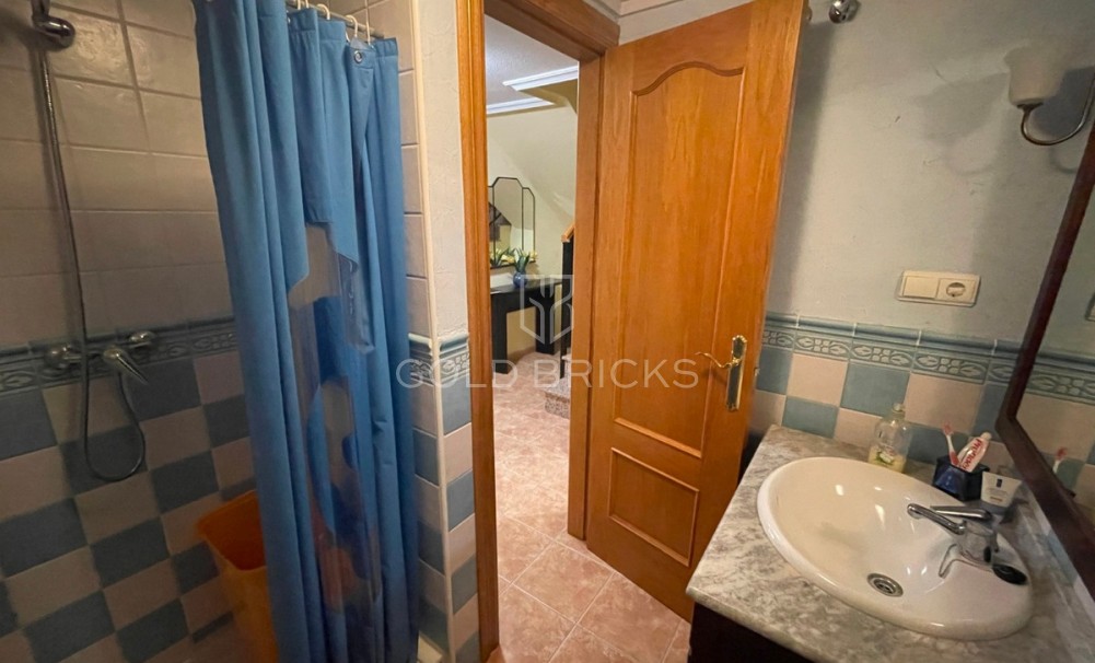 Wederverkoop ·  · Almoradí · Almoradi Centro