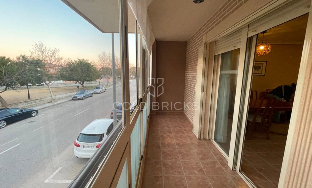 Wederverkoop ·  · Almoradí · Almoradi Centro