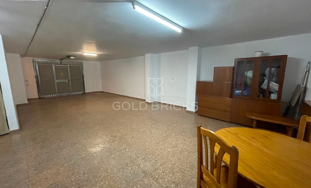 Wederverkoop ·  · Almoradí · Almoradi Centro