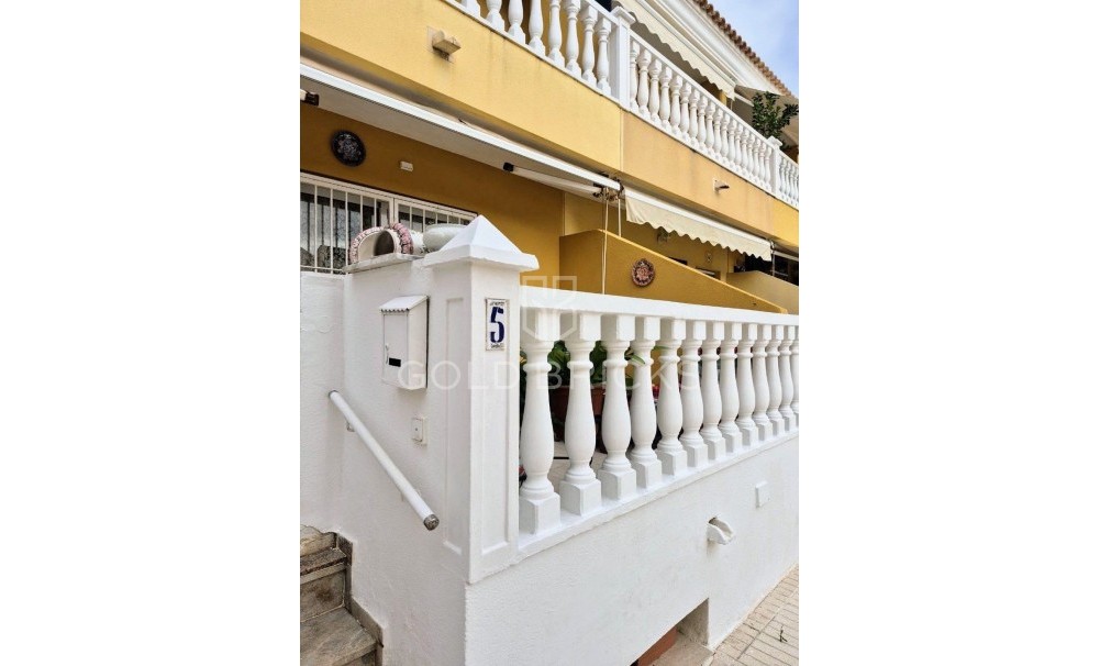 Wederverkoop ·  · Cartagena · Los Nietos