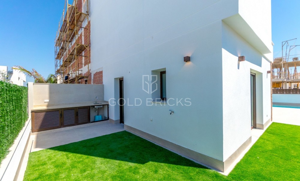 Nowa konstrukcja ·  · Benijofar