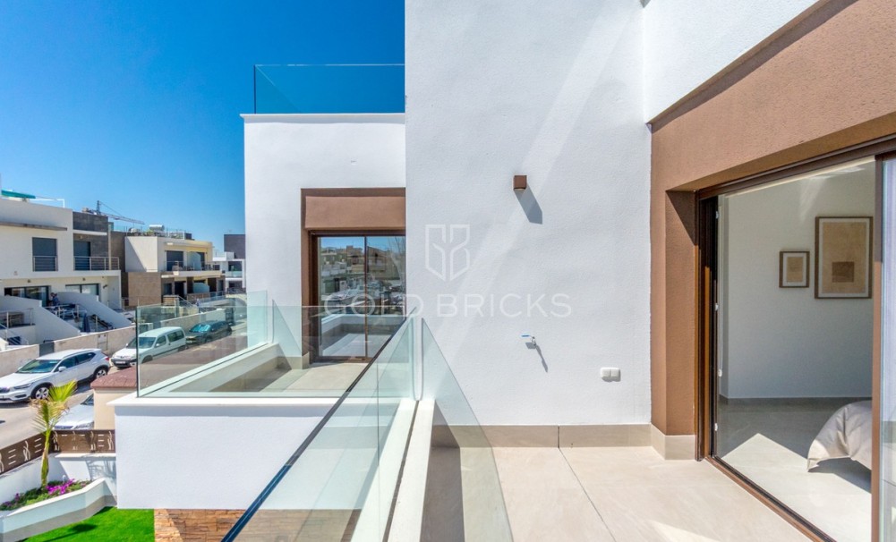 Nowa konstrukcja ·  · Benijofar