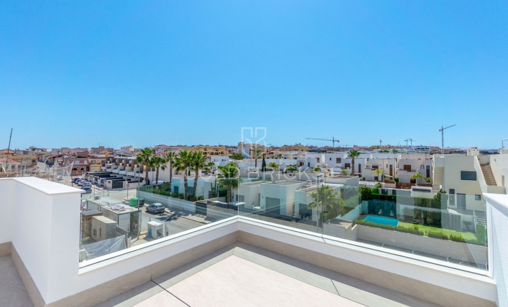 Nowa konstrukcja ·  · Benijofar