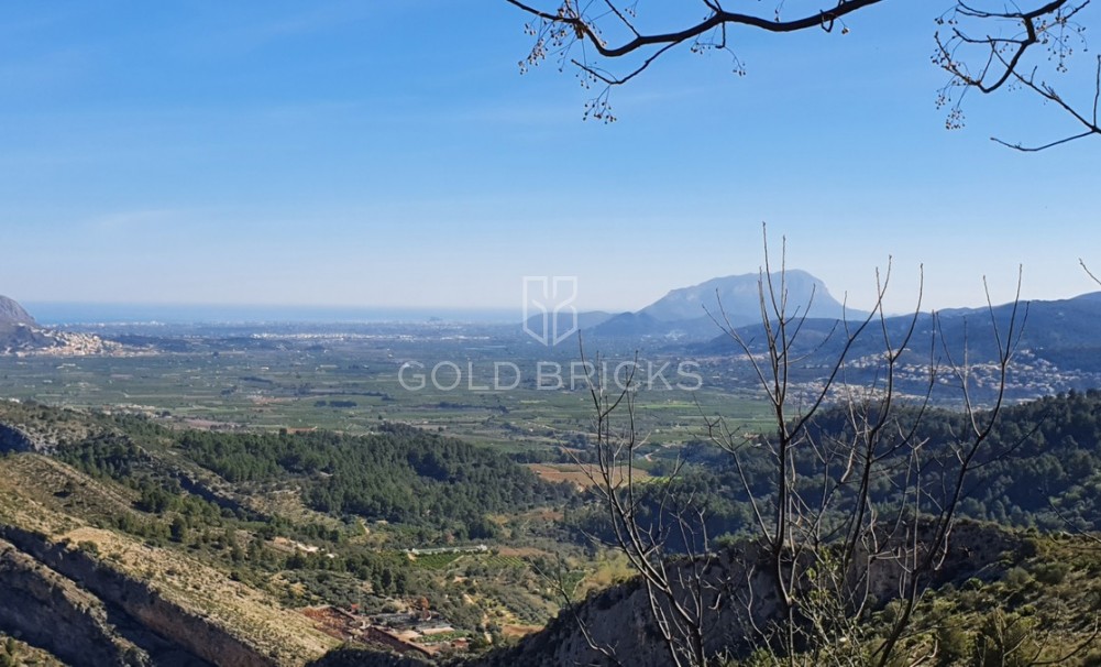 Nowa konstrukcja ·  · La Vall De Laguar