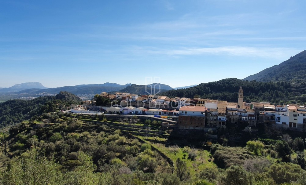 Nowa konstrukcja ·  · La Vall De Laguar