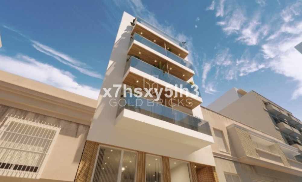 Nowa konstrukcja ·  · Torrevieja · Torrevieja Centro